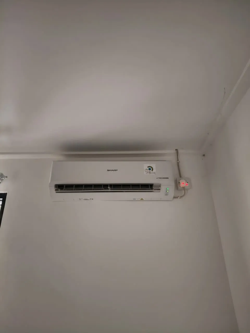 Pembersihan AC Indoor