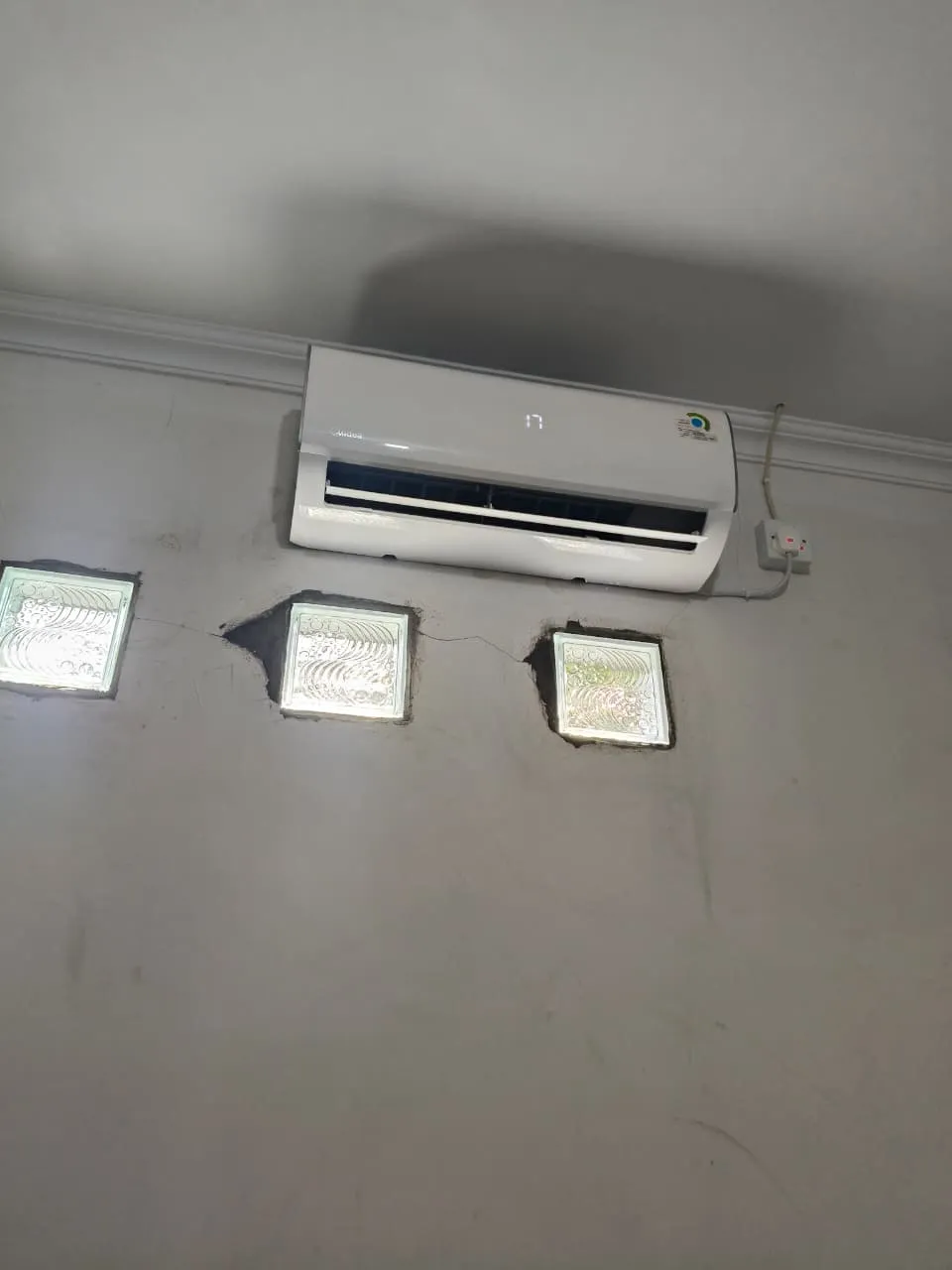 Pemasangan AC Central